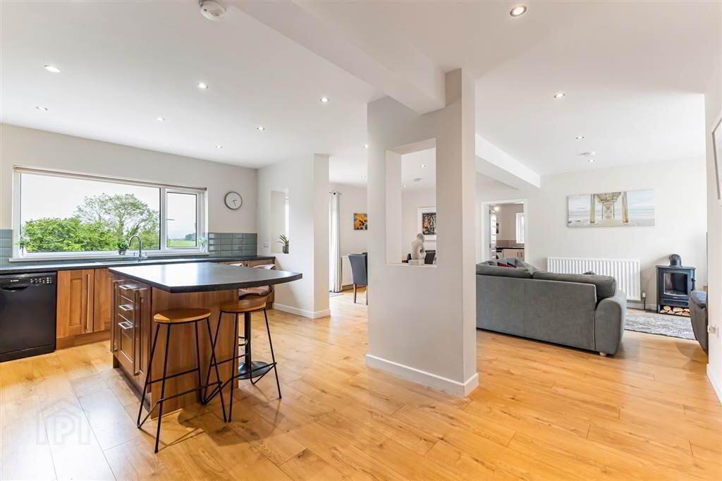 251 Hillhall Road 16 of 57
