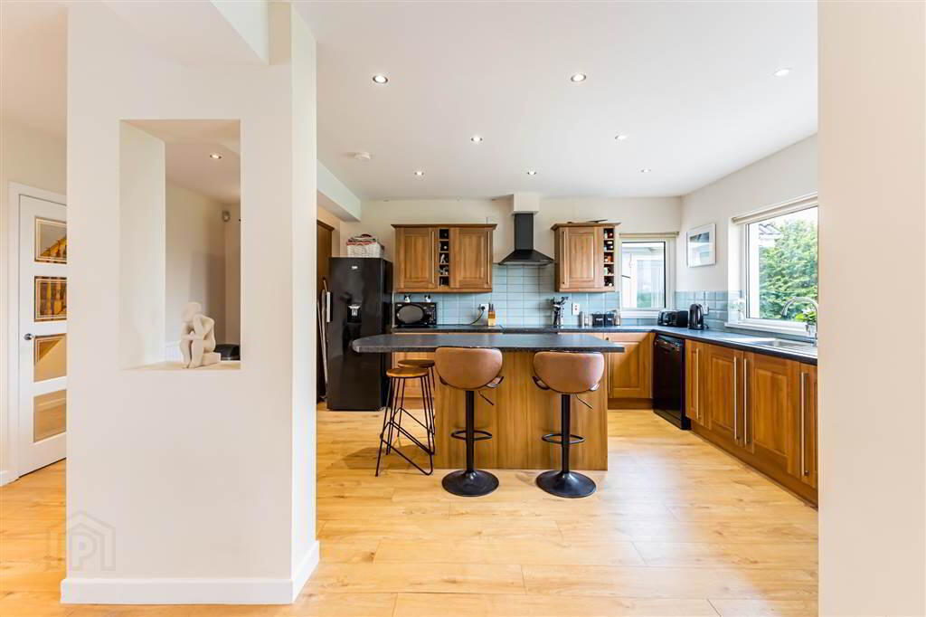 251 Hillhall Road 18 of 57