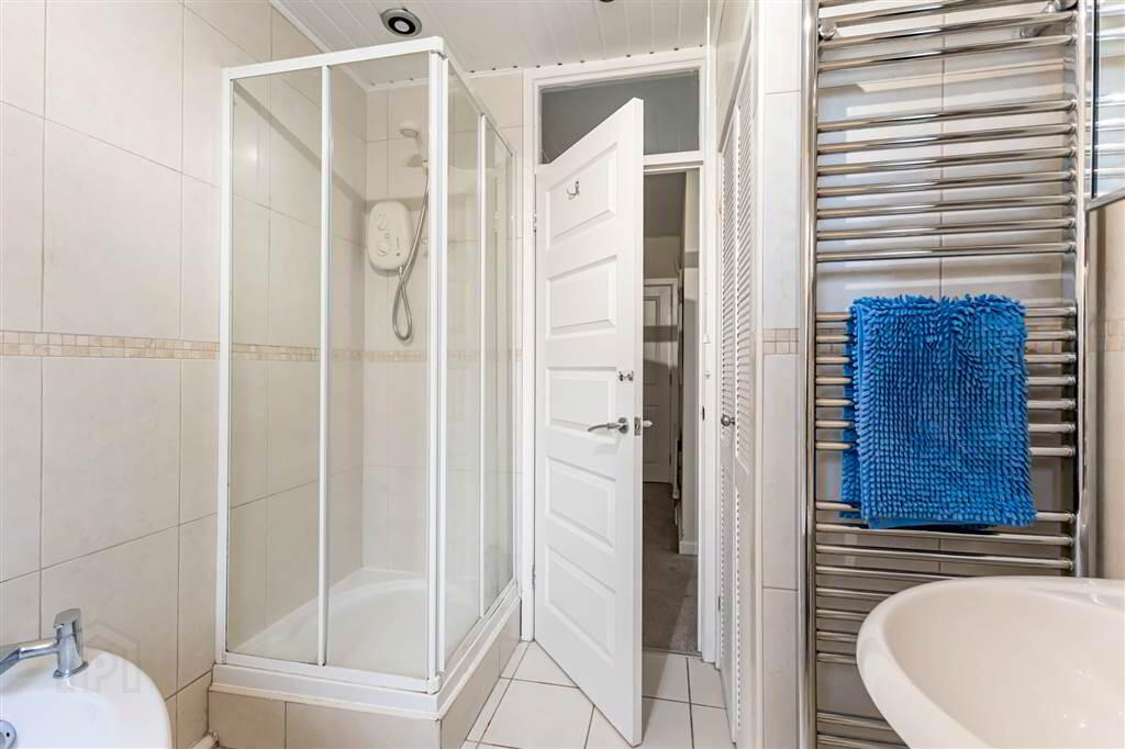 251 Hillhall Road 27 of 57