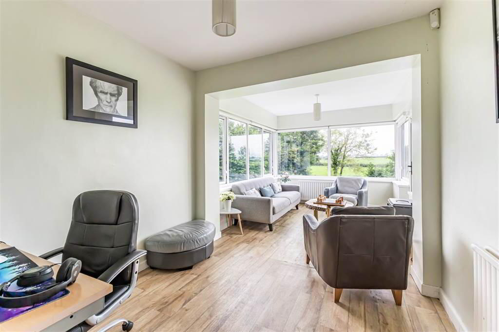 251 Hillhall Road 28 of 57