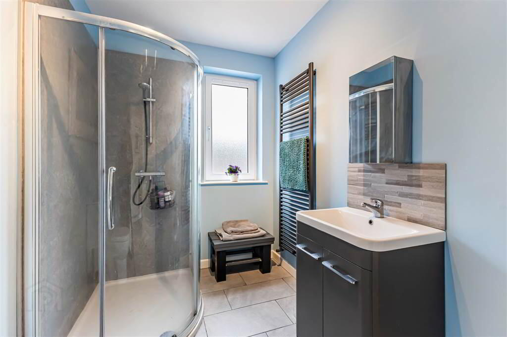 251 Hillhall Road 34 of 57