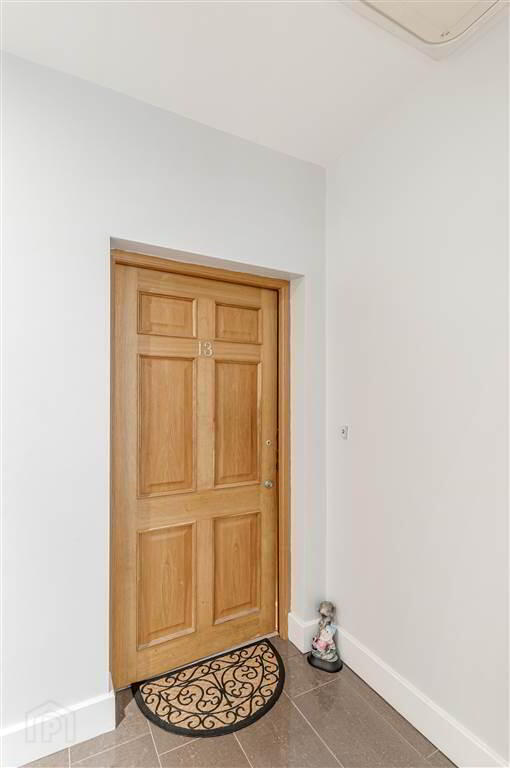 Apt 13, Old Golf Course Park 4 of 16