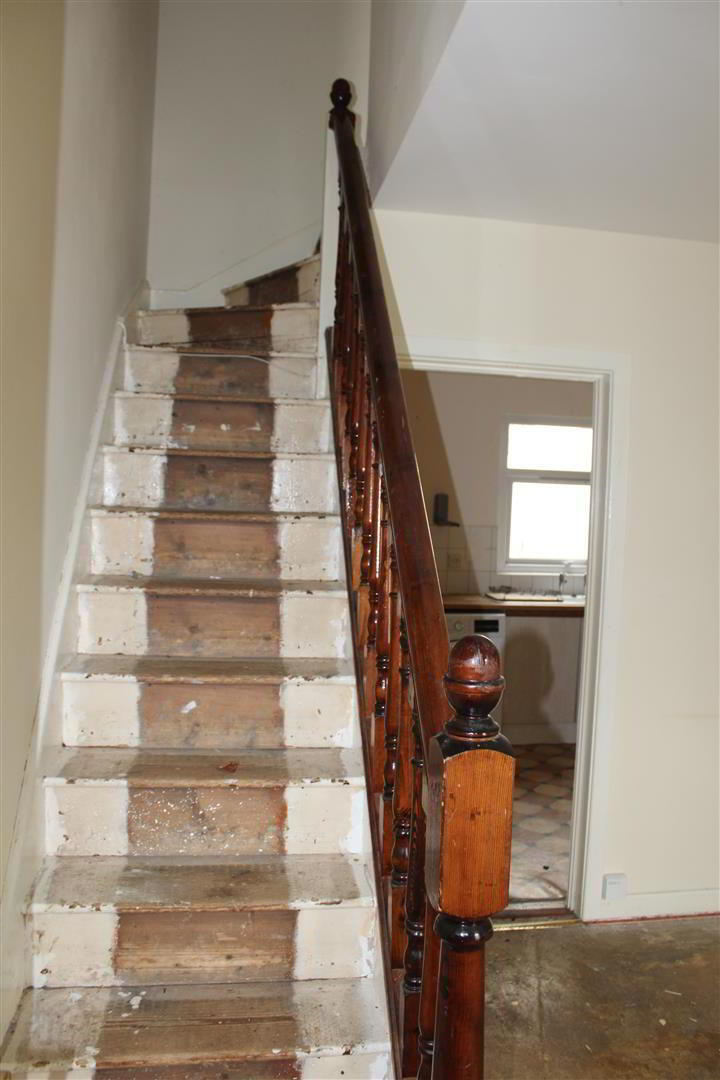 81 Avoniel Road 2 of 18