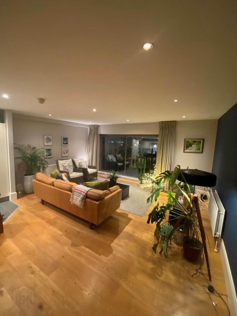 405 The Bakery, 311 Ormeau Road 2 of 15