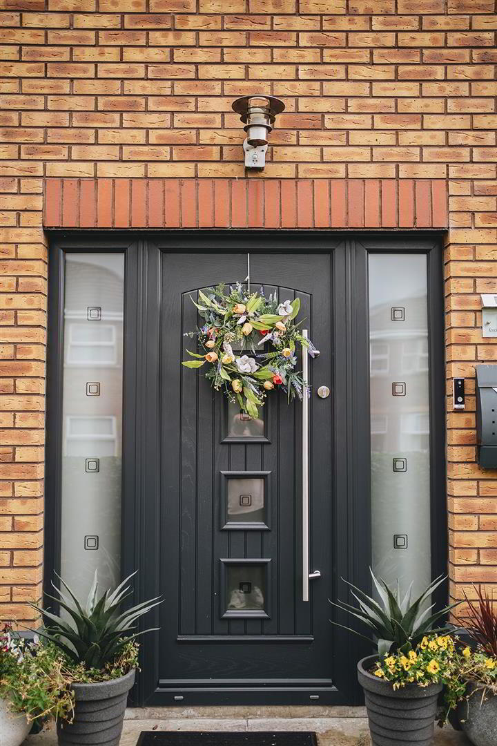 8 Knockbracken Grove 2 of 56