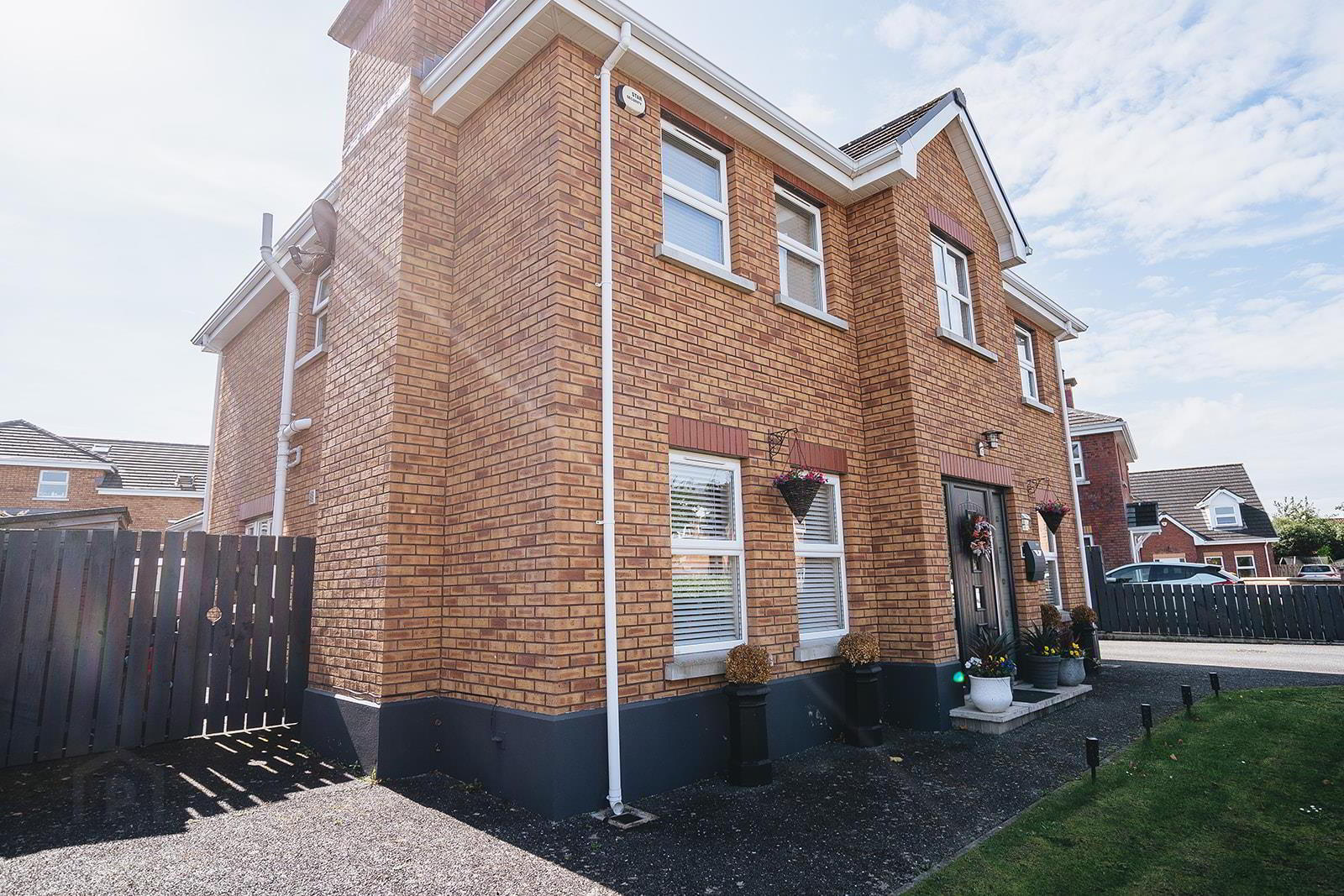 8 Knockbracken Grove 20 of 56