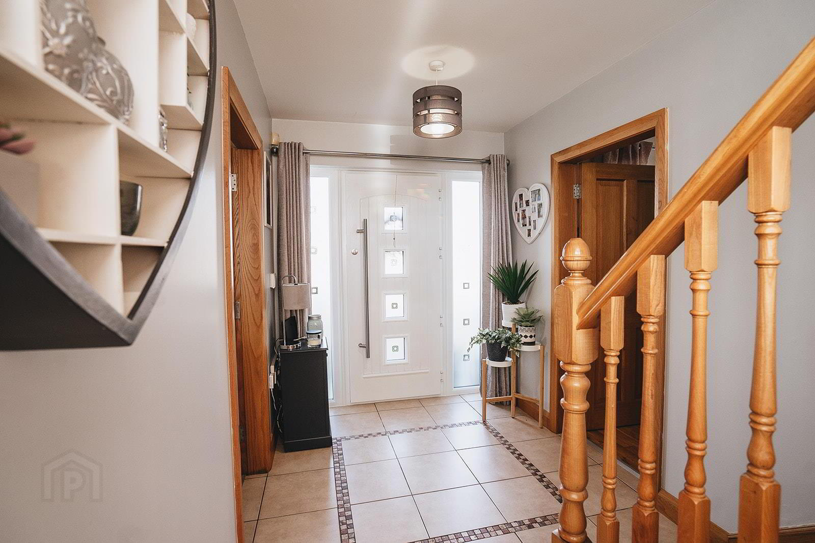 8 Knockbracken Grove 27 of 56