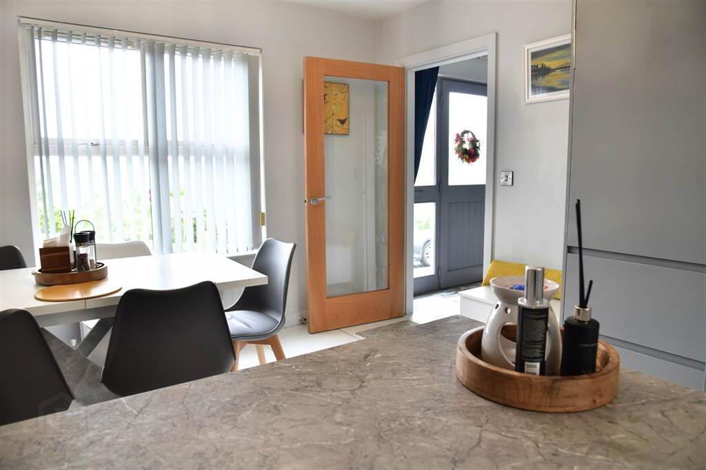 2 Old Cushendun Road 16 of 45