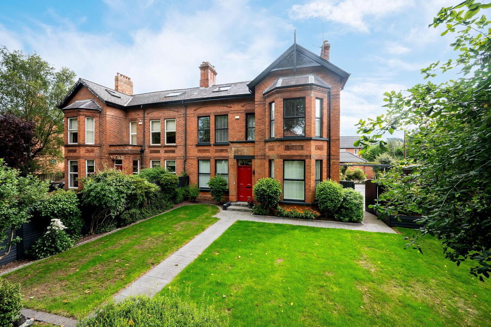 property description image