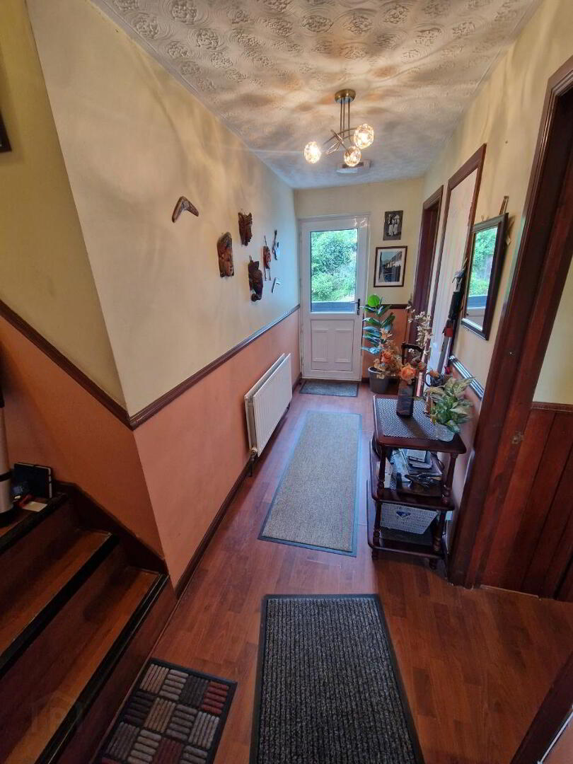 23 Tresna Park 4 of 24