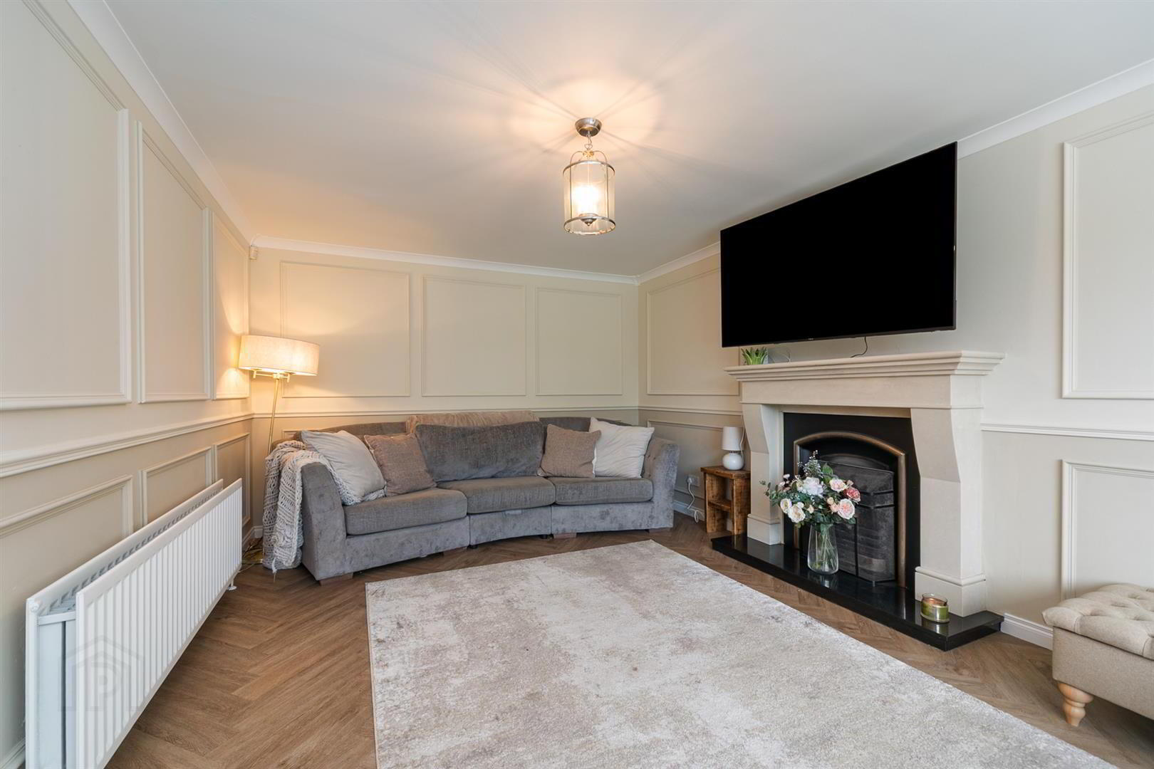 6 Baronscourt Gardens 6 of 39