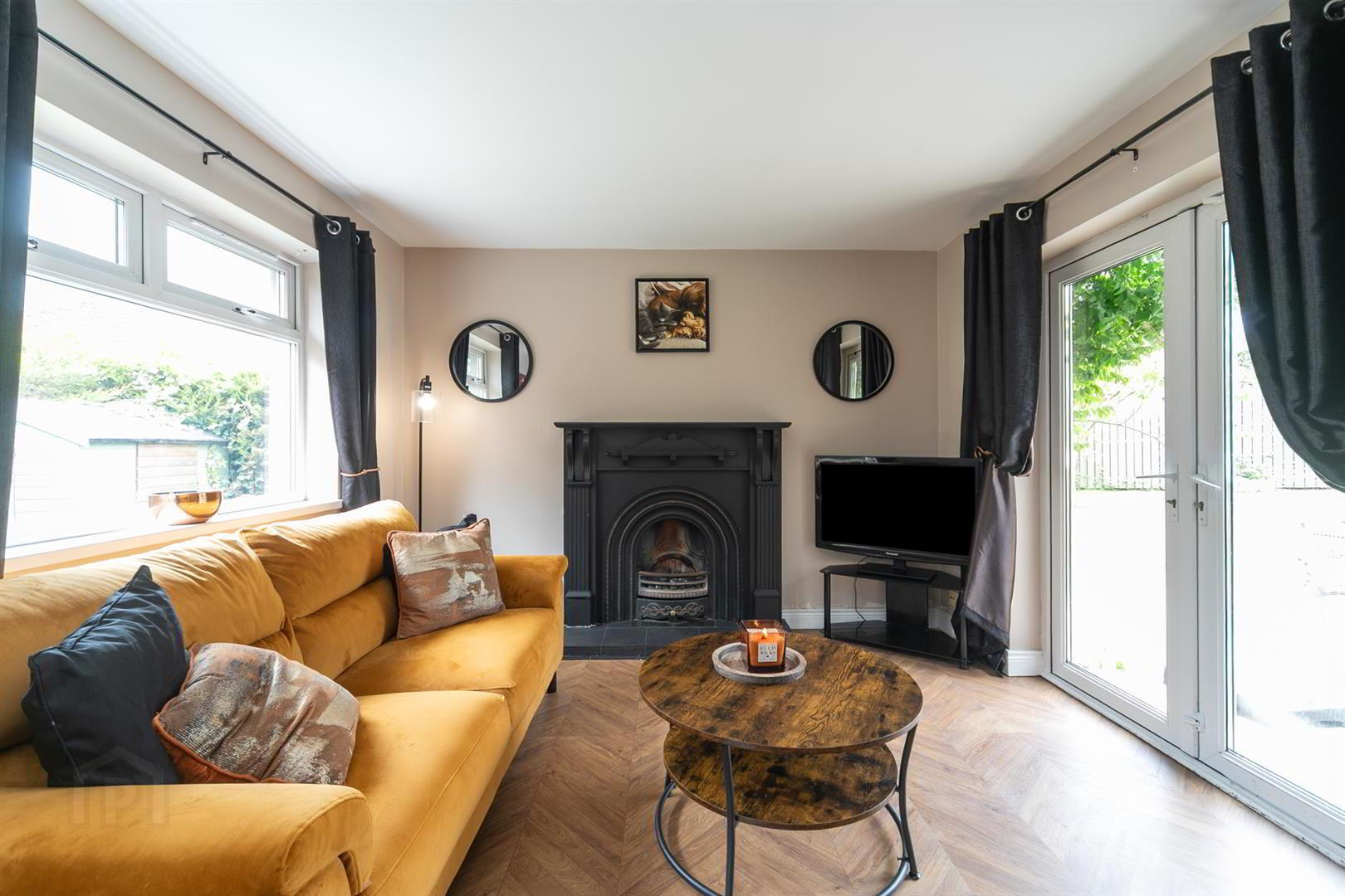 6 Baronscourt Gardens 15 of 39