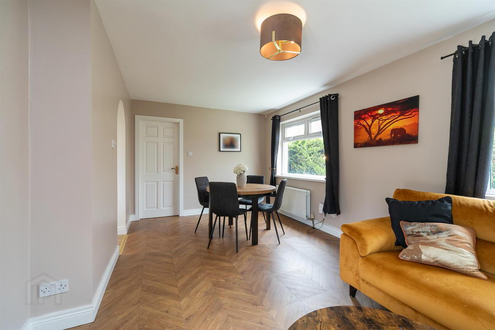 6 Baronscourt Gardens 16 of 39