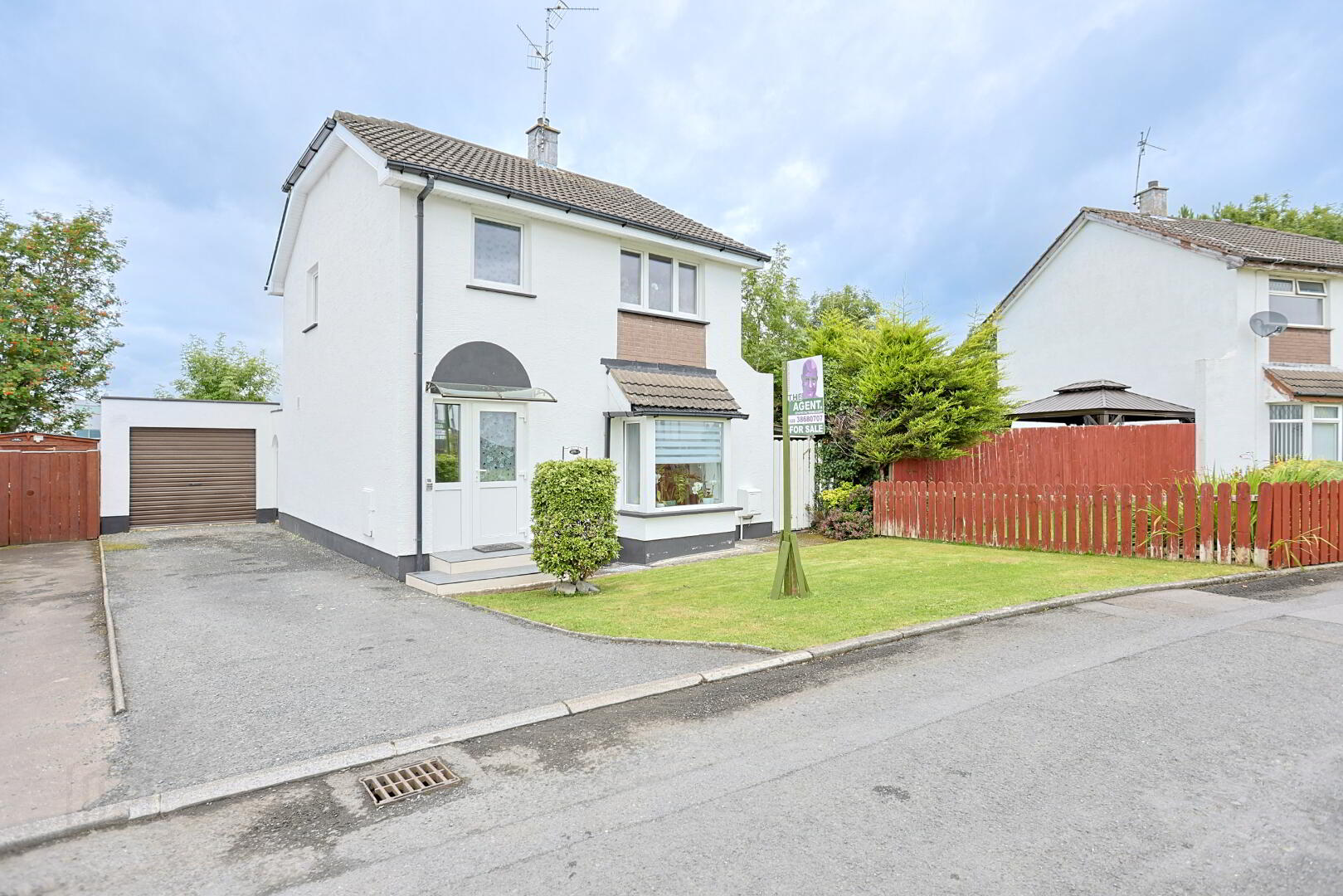 10 Kernan Crescent 1 of 46