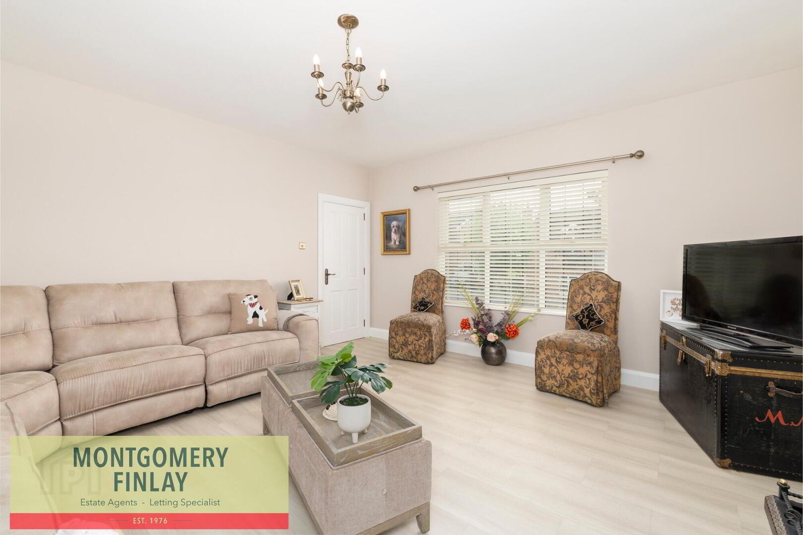 12 Clover Brae 8 of 46