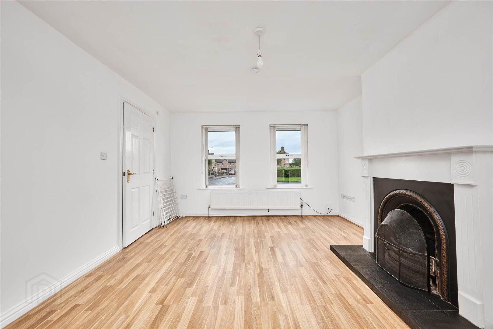 19 Hopefield Gardens 4 of 20