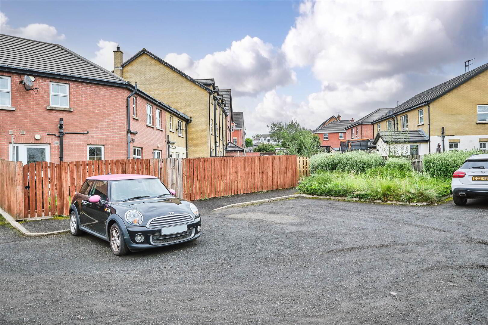 19 Hopefield Gardens 20 of 20
