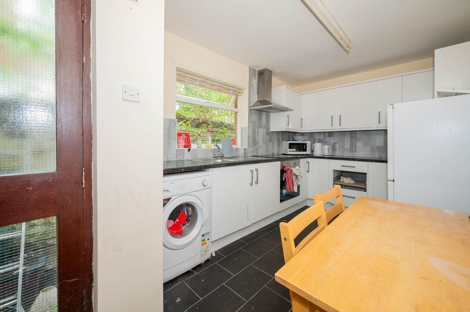 3 Agincourt Street 5 of 12