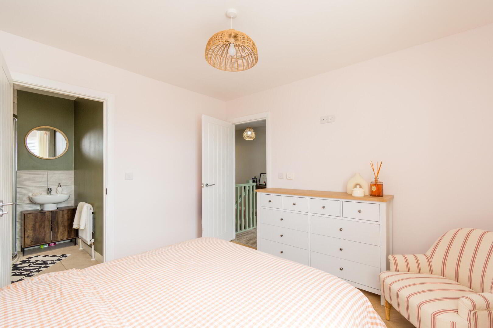 12 Ayrshire Manor 21 of 34