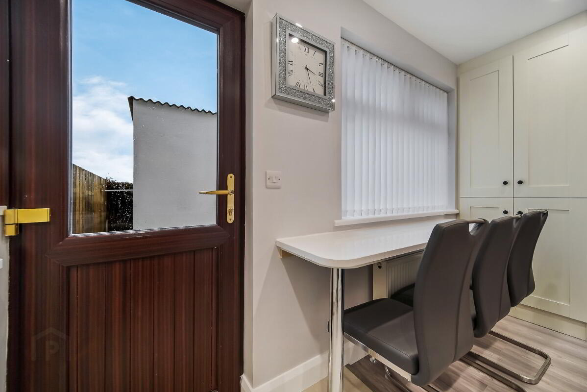 85 Joanmount Gardens 11 of 18