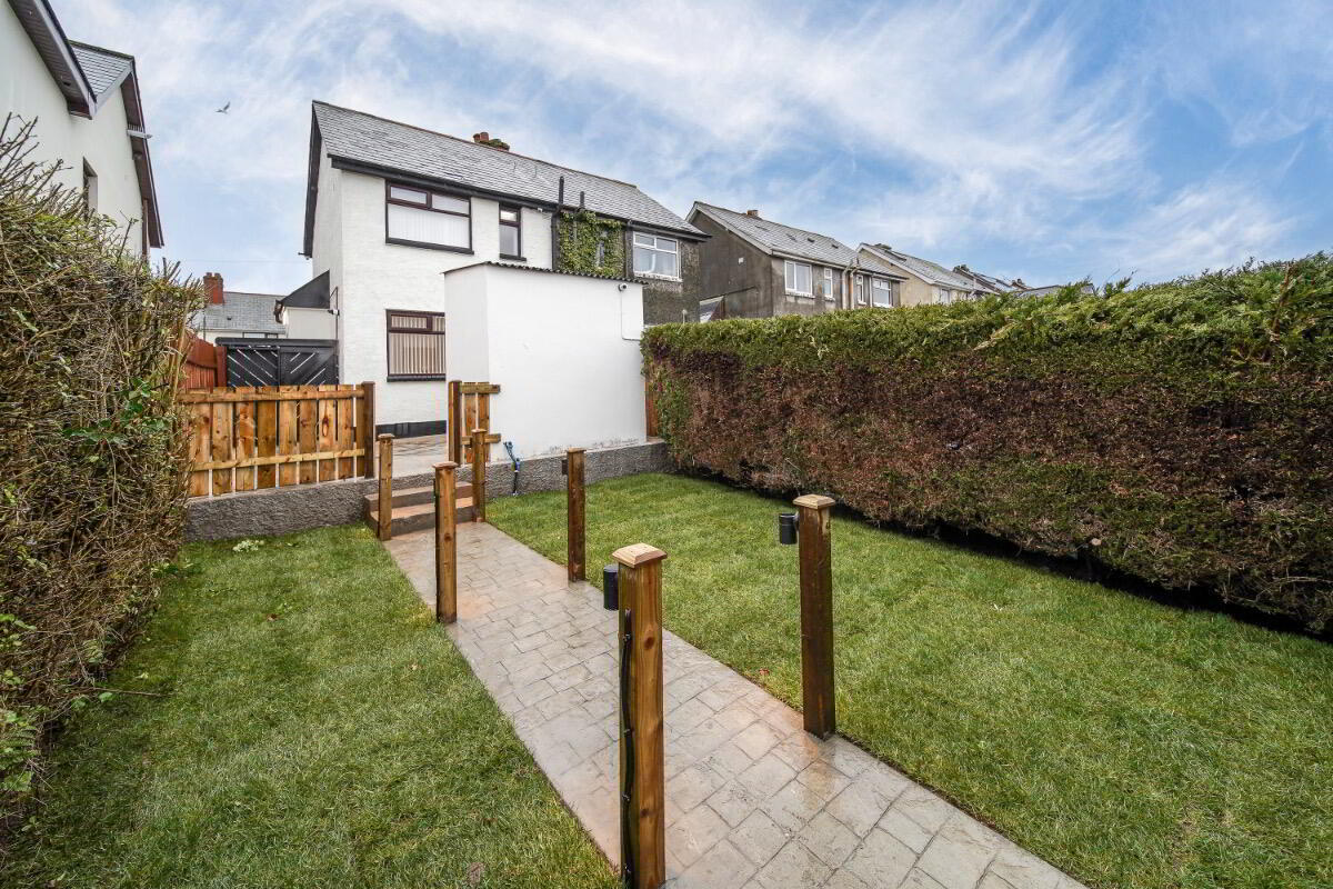 85 Joanmount Gardens 18 of 18