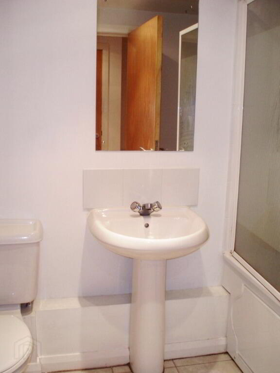 Apt 3 Tannery Building, 107 Castle Street 5 of 7