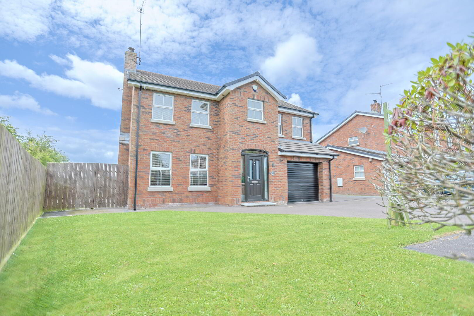 32 Glencroft 3 of 52