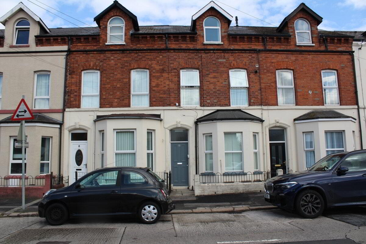 Flat 3 8, Grampian Avenue 1 of 2