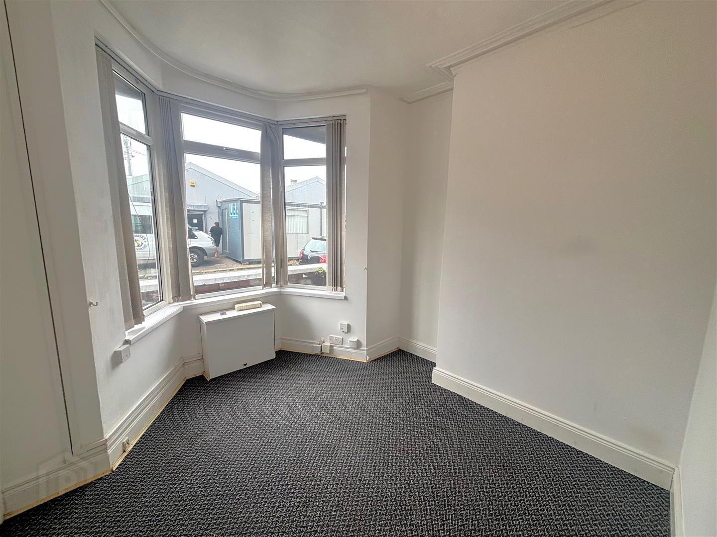 29 St. Aubyn Street 3 of 13