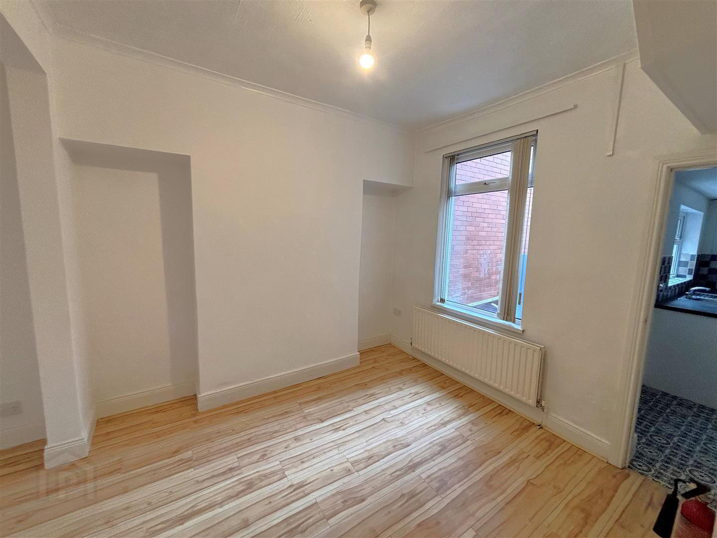 29 St. Aubyn Street 4 of 13