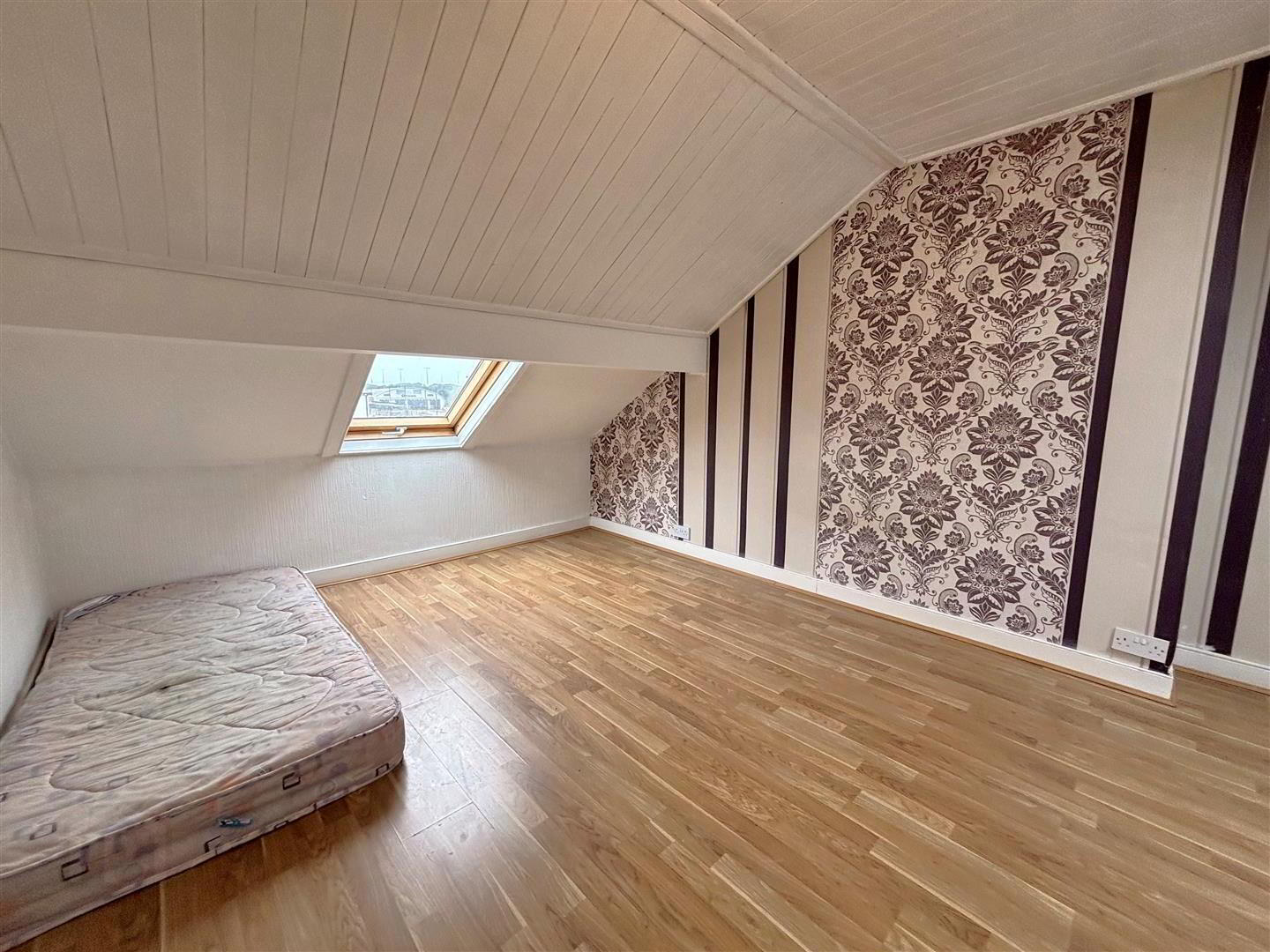 29 St. Aubyn Street 12 of 13