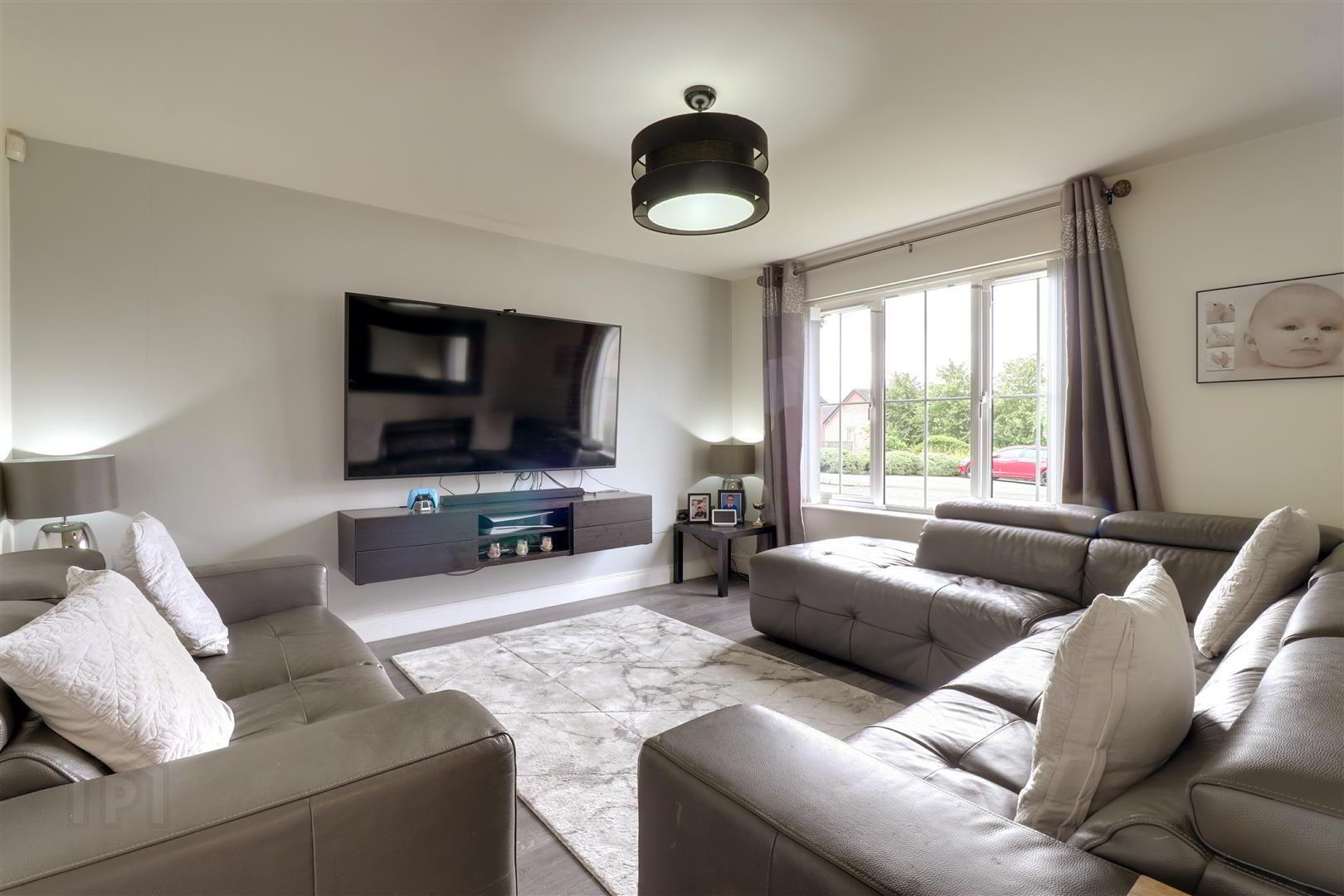 7 Blackwood Avenue 4 of 22