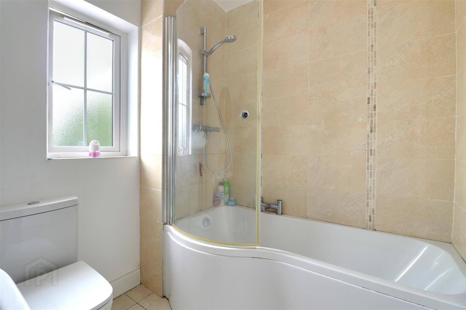 7 Blackwood Avenue 12 of 22