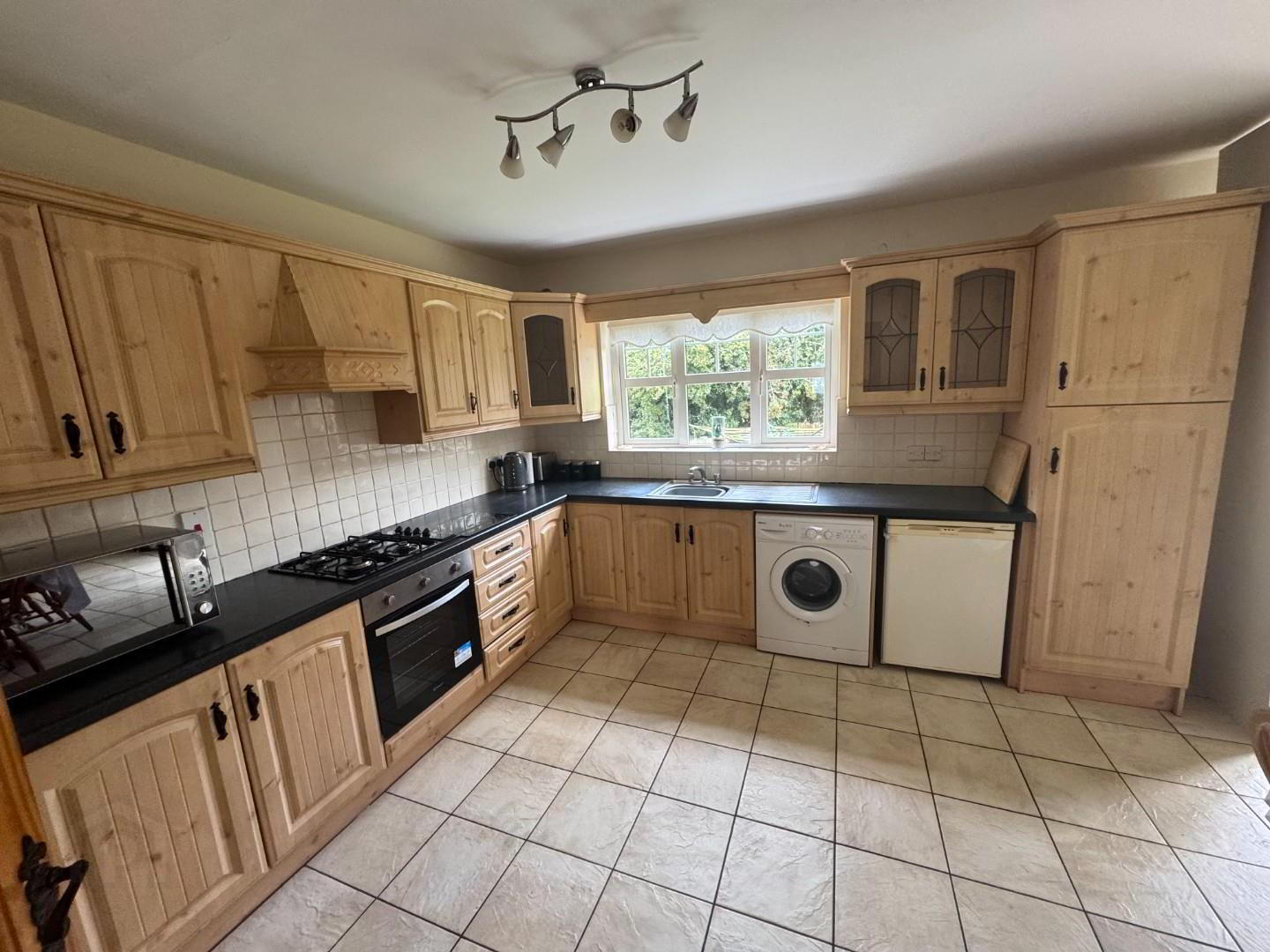 property description image