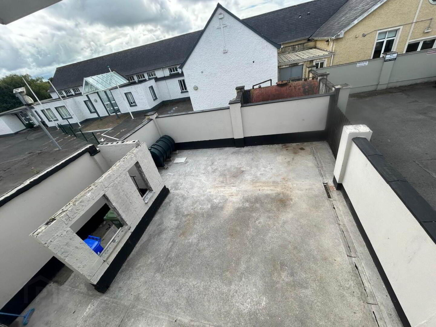 4 Spire View 16 of 18