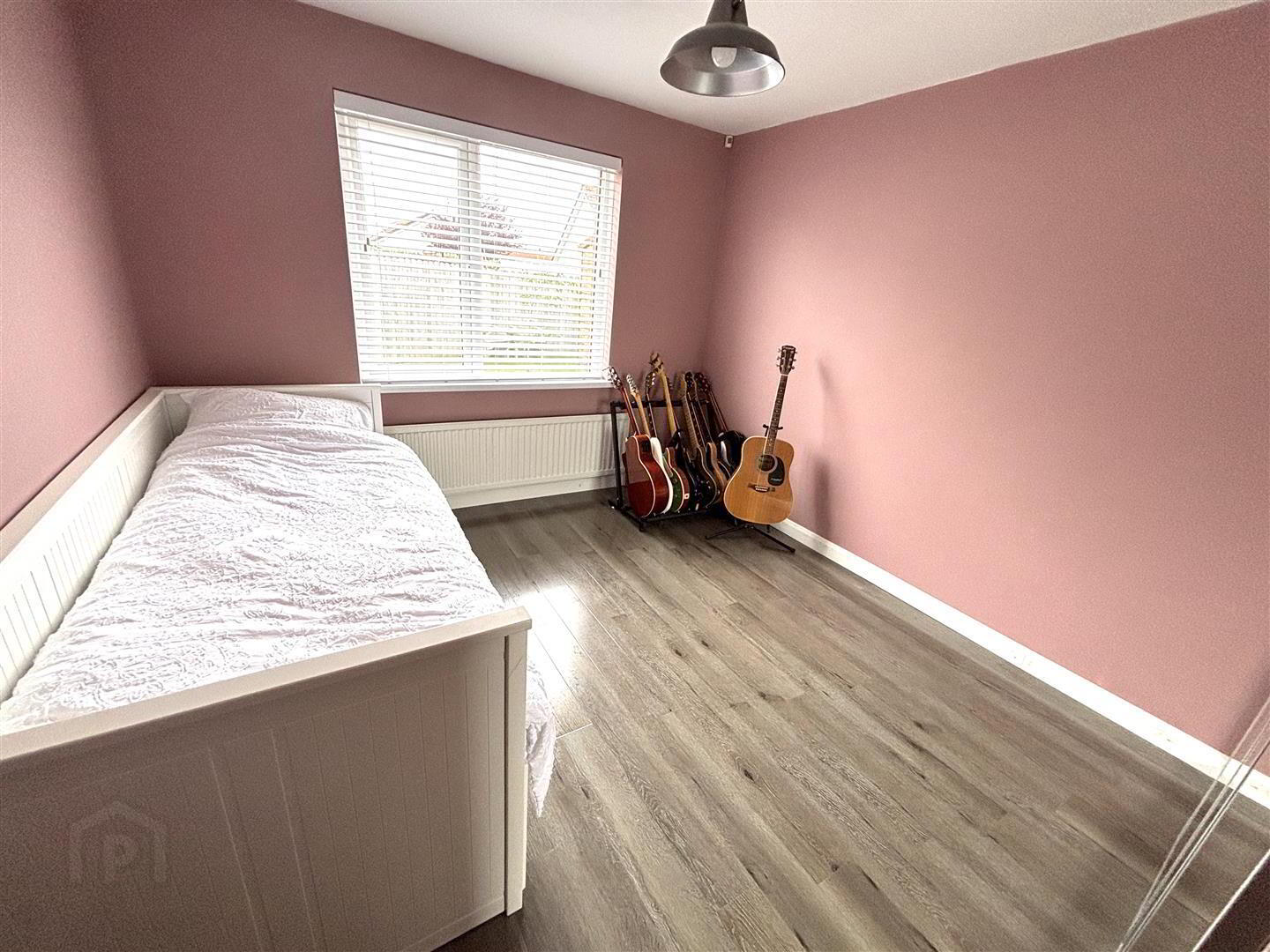 2 Bovally Road 11 of 15