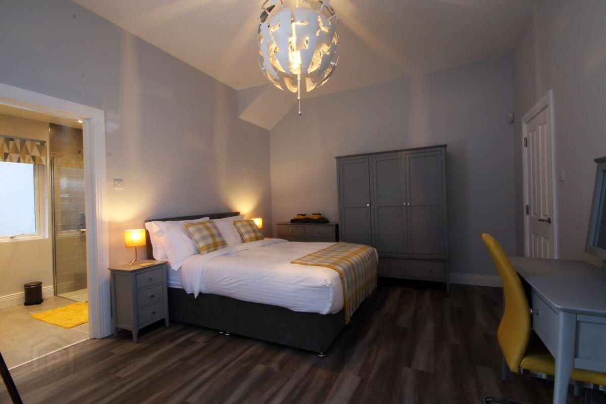 Apartment 1 126 Malone Avenue 7 of 10