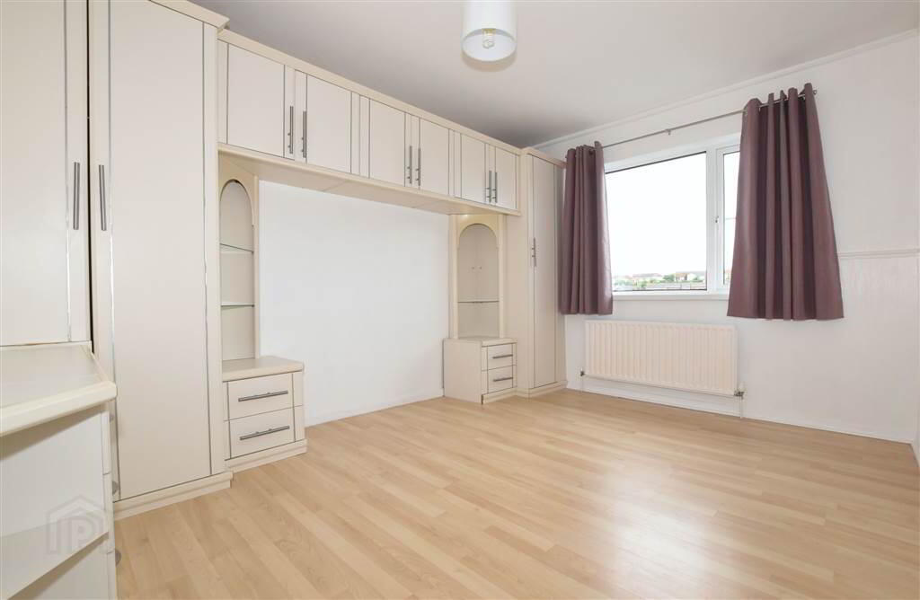 6 Penrhyn Park 11 of 19