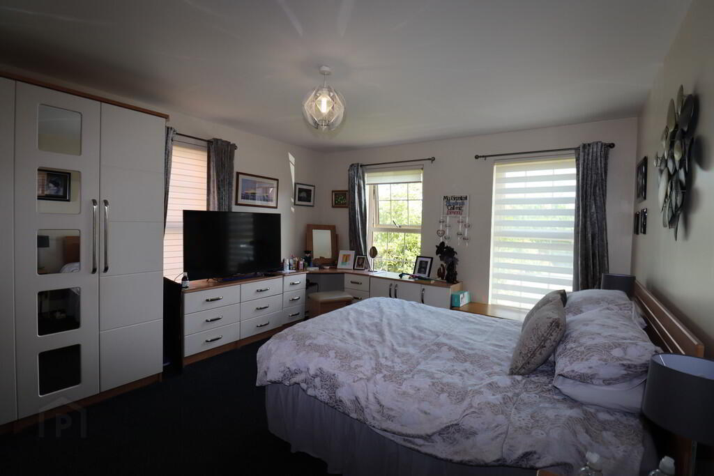 101b Upper Road 8 of 13