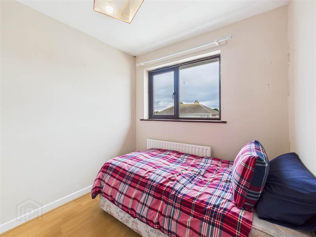 5 Avoncourt 6 of 9