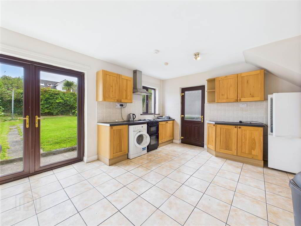 5 Avoncourt 4 of 9