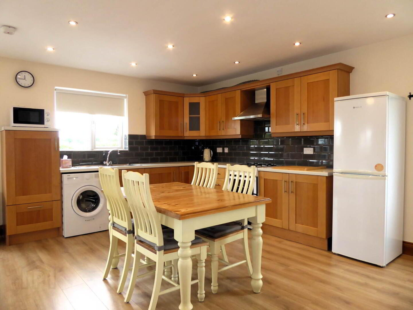 property description image