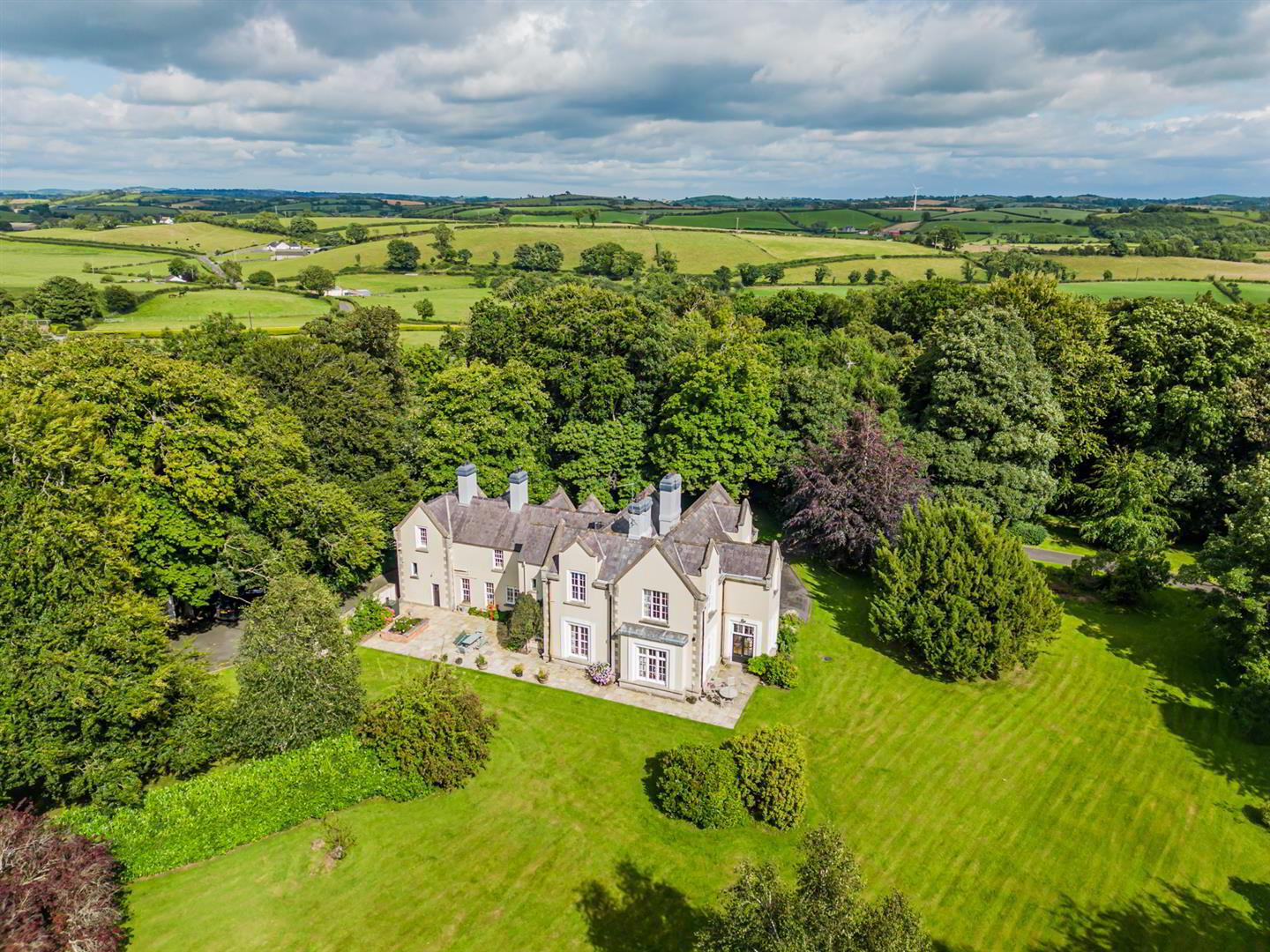 Highlands, 37 Farranfad Road 1 of 33