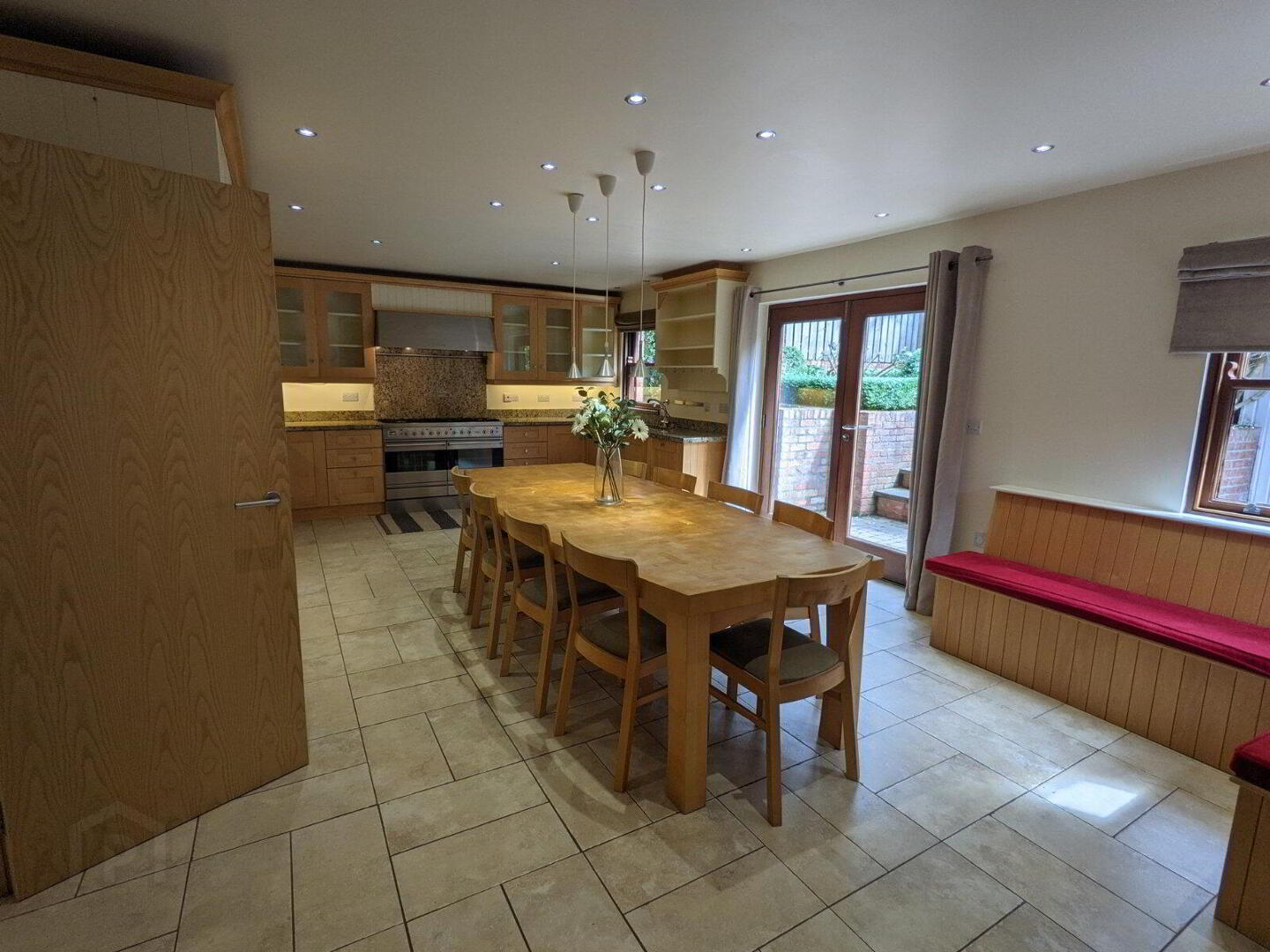 33 Seahill Road 11 of 37