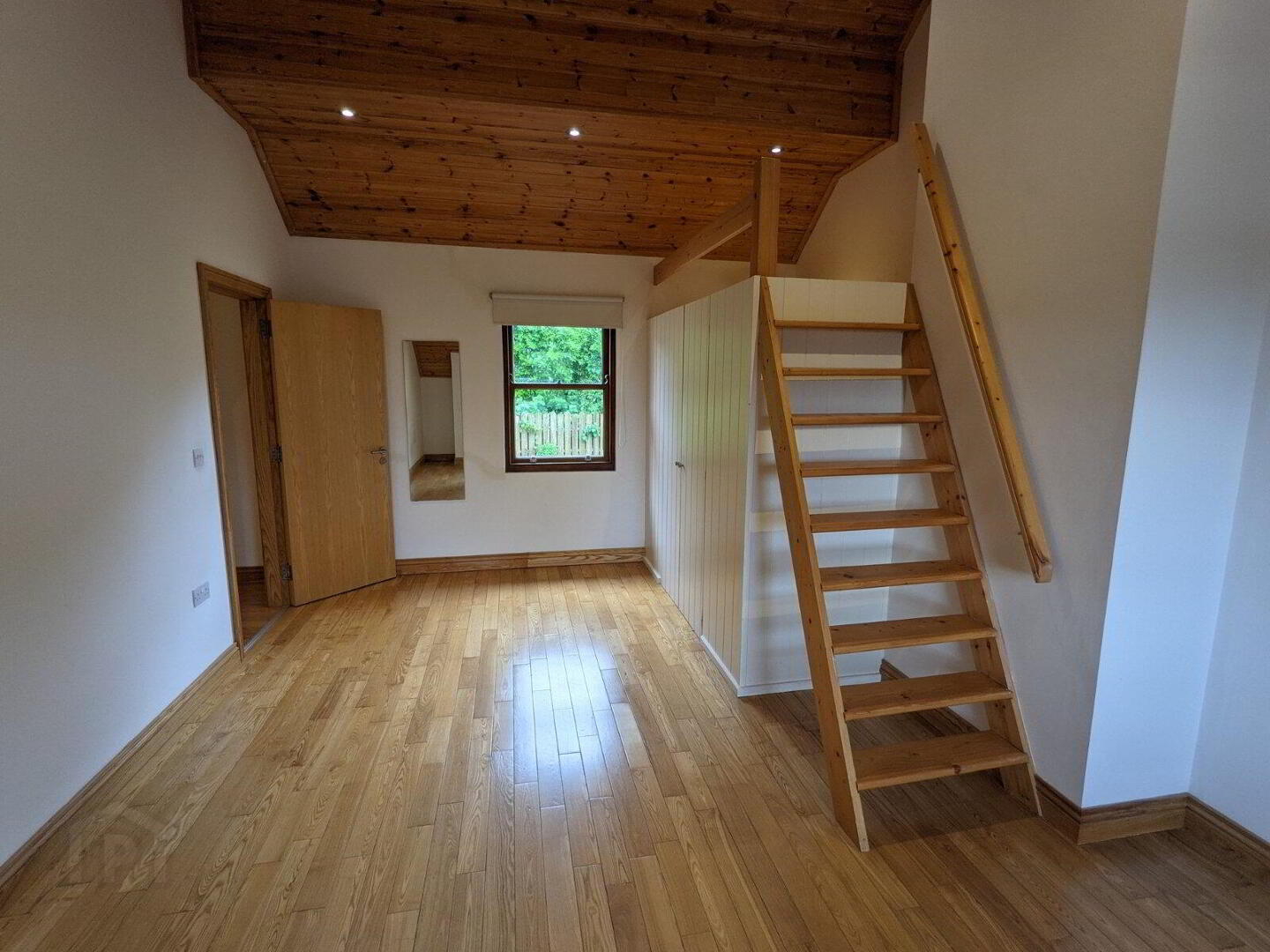 33 Seahill Road 31 of 37