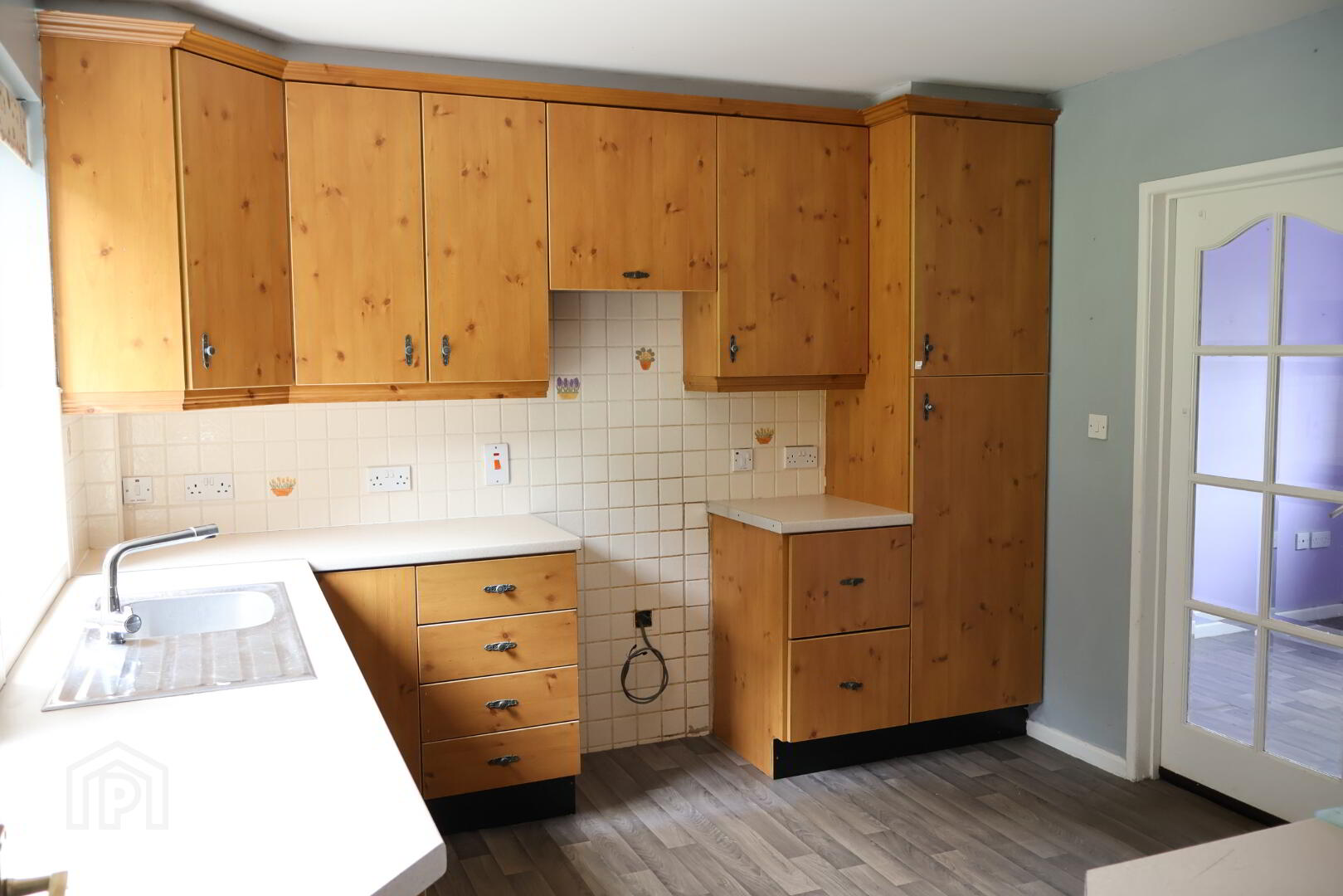 39 Wood Road 4 of 11