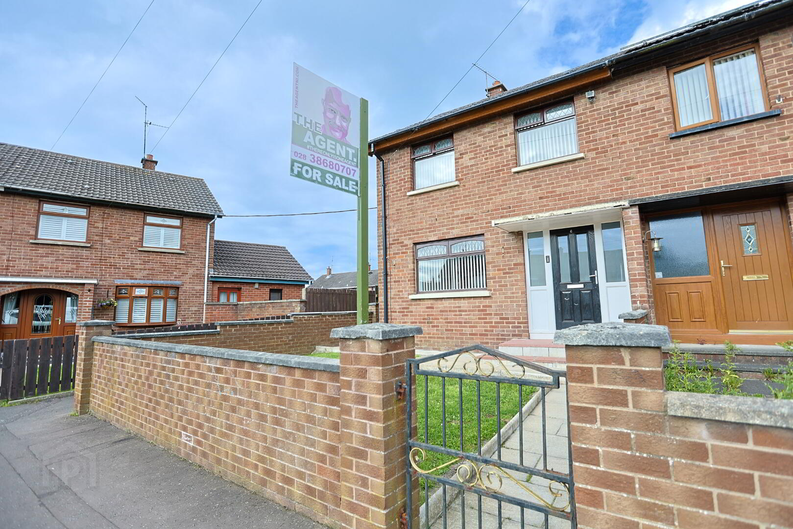 6 Soye Gardens 3 of 36
