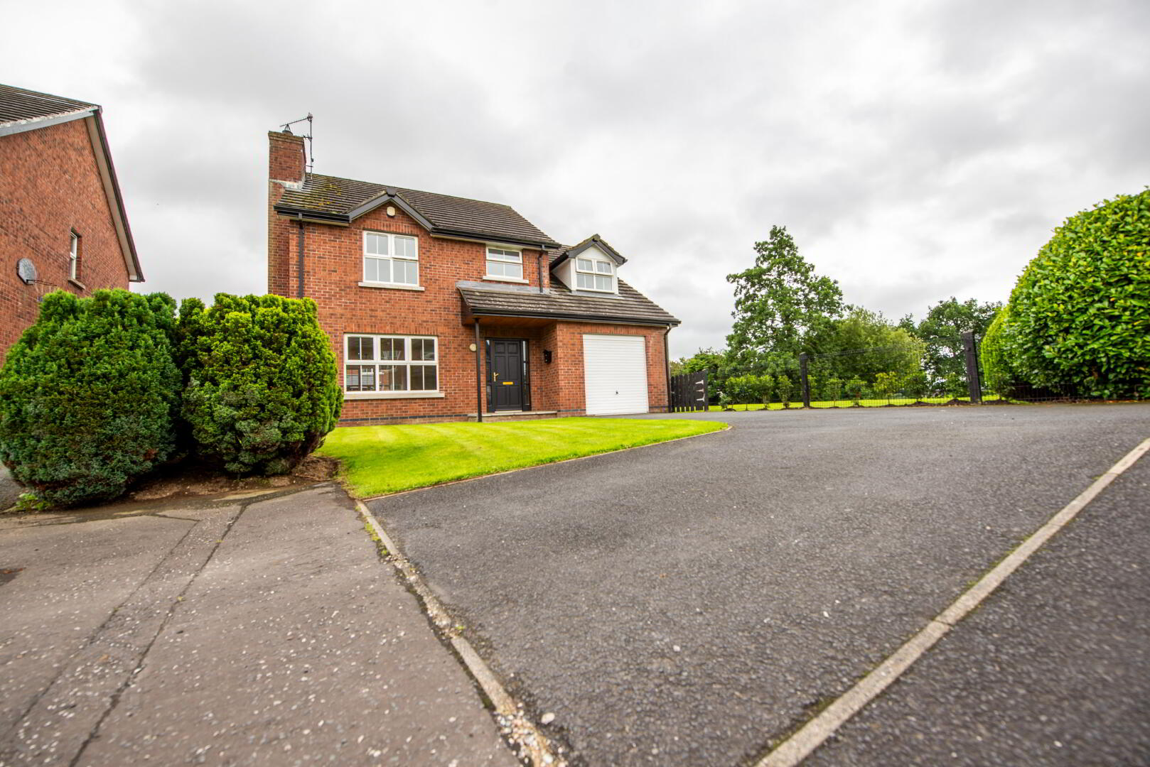 property description image