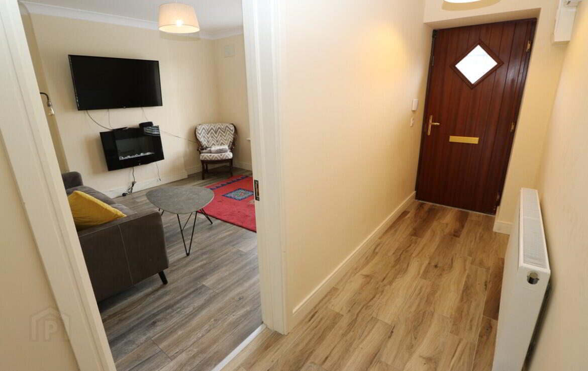 96 Knightswood 2 of 22