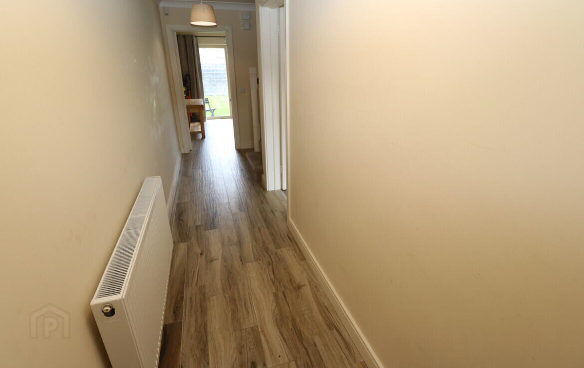 96 Knightswood 4 of 22
